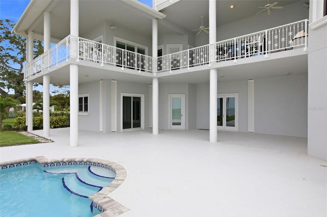 7524 WESTMORELAND DRIVE, Sarasota, FL 34243
