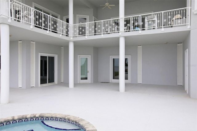 7524 WESTMORELAND DRIVE, Sarasota, FL 34243