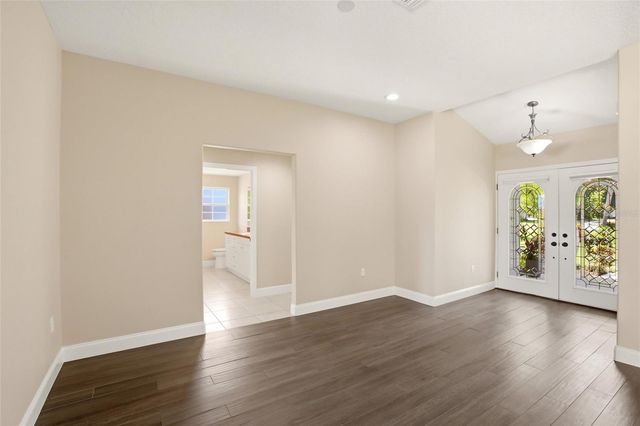 7524 WESTMORELAND DRIVE, Sarasota, FL 34243