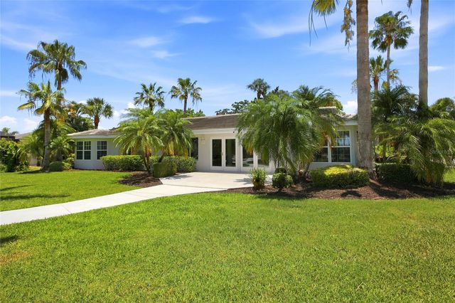 7524 WESTMORELAND DRIVE, Sarasota, FL 34243