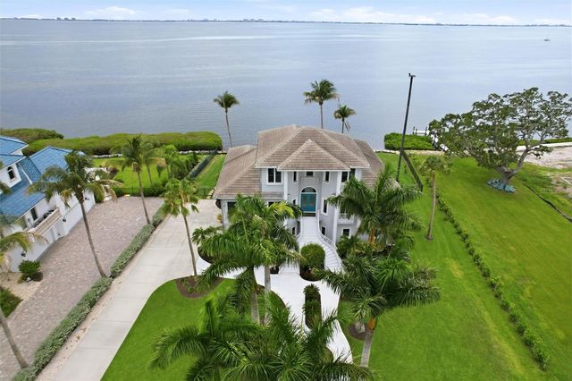 7524 WESTMORELAND DRIVE, Sarasota, FL 34243