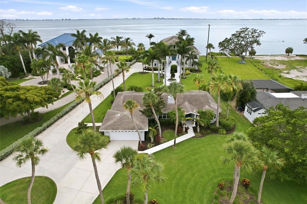 7524 WESTMORELAND DRIVE, SARASOTA, FL 34243 — photo 3