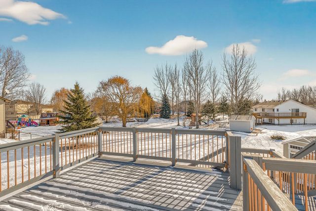 5512 Kalenda Drive NE, Albertville, MN 55301