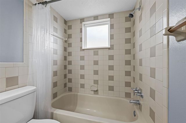 8615 NEWTON DRIVE, Port Richey, FL 34668