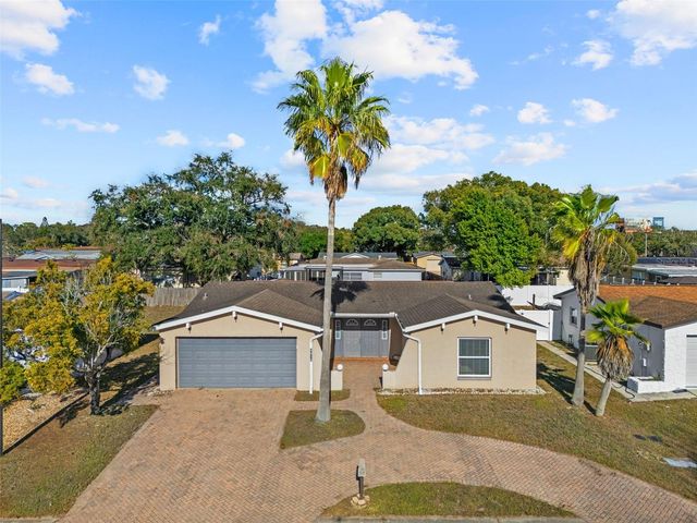 8615 NEWTON DRIVE, Port Richey, FL 34668