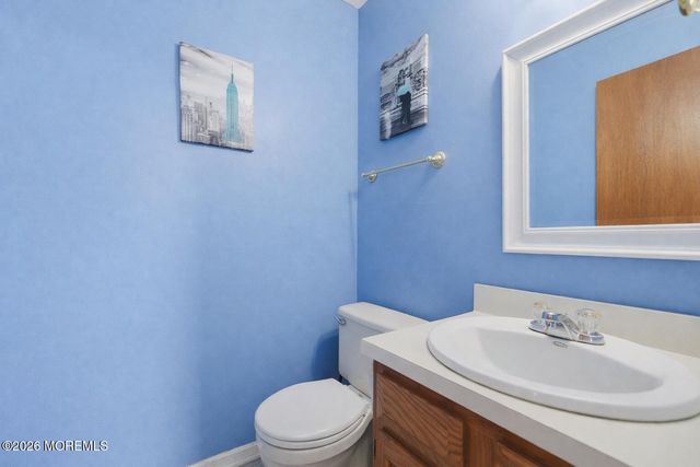 14 Holmes Court, Freehold, NJ 07728