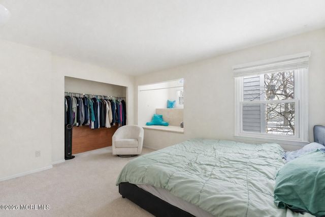 14 Holmes Court, Freehold, NJ 07728