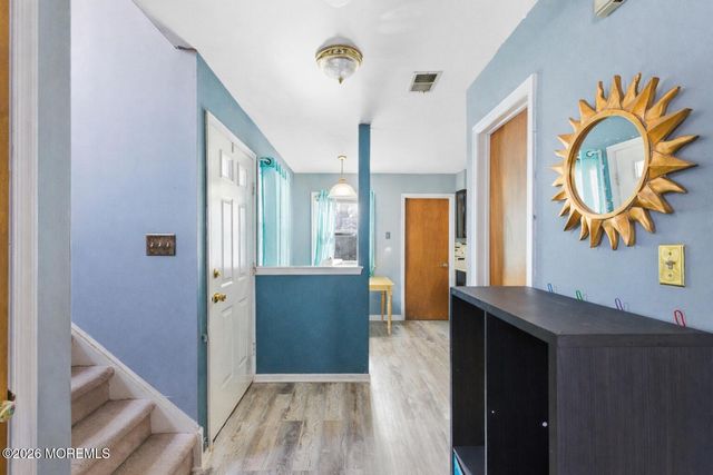 14 Holmes Court, Freehold, NJ 07728