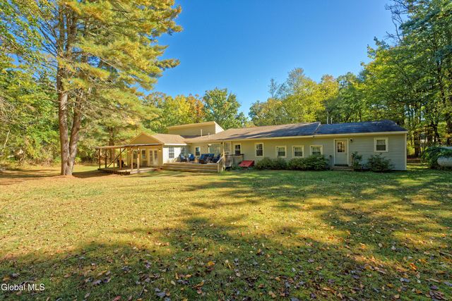 156 Edie Road, Saratoga Springs, NY 12866