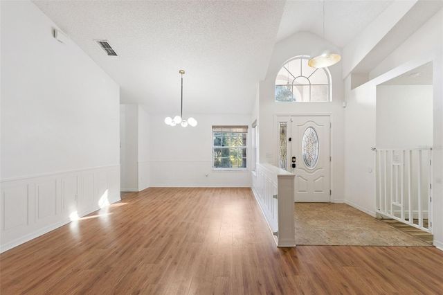 720 SWAYING PINE WAY, Deland, FL 32724