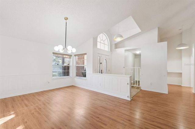 720 SWAYING PINE WAY, Deland, FL 32724