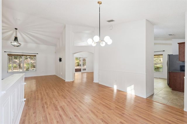 720 SWAYING PINE WAY, Deland, FL 32724