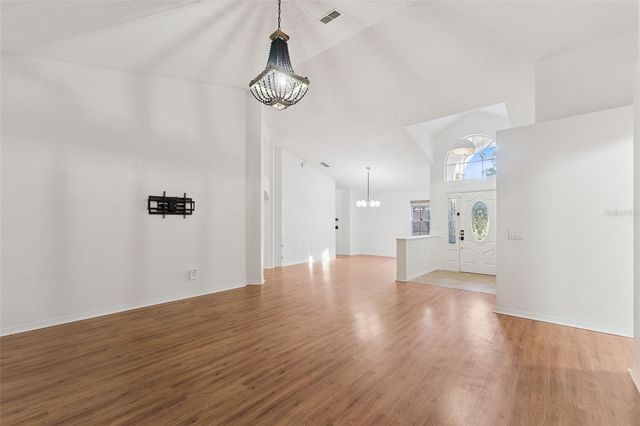 720 SWAYING PINE WAY, Deland, FL 32724