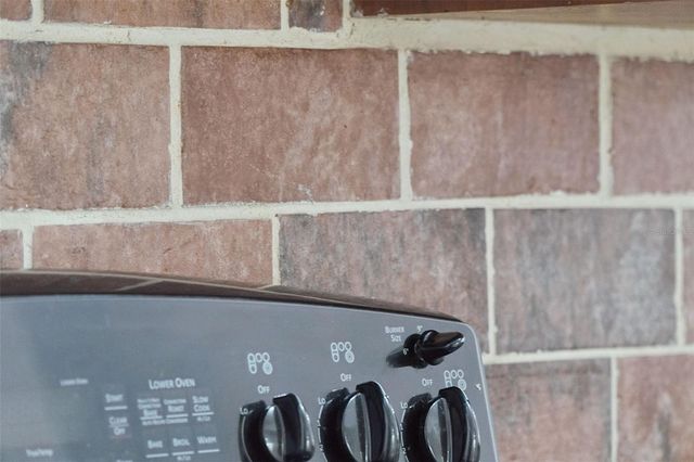 720 SWAYING PINE WAY, Deland, FL 32724