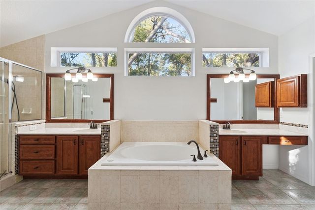 720 SWAYING PINE WAY, Deland, FL 32724