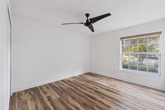 720 SWAYING PINE WAY, Deland, FL 32724