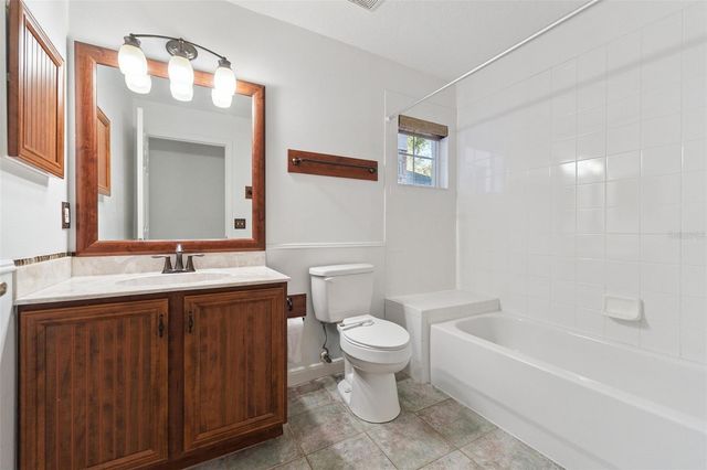 720 SWAYING PINE WAY, Deland, FL 32724