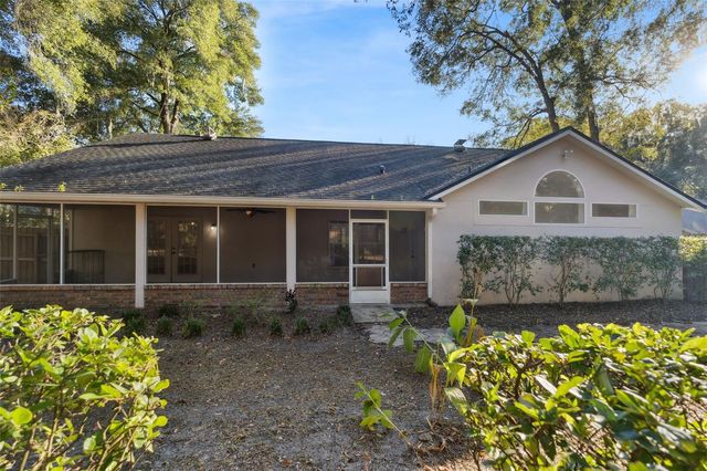 720 SWAYING PINE WAY, Deland, FL 32724