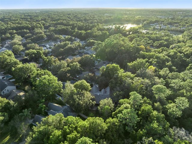 720 SWAYING PINE WAY, Deland, FL 32724