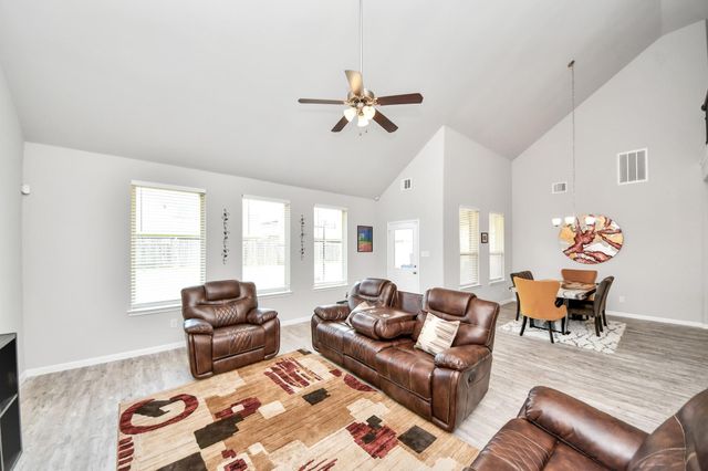 4911 Vergano Villa Drive, Katy, TX 77493