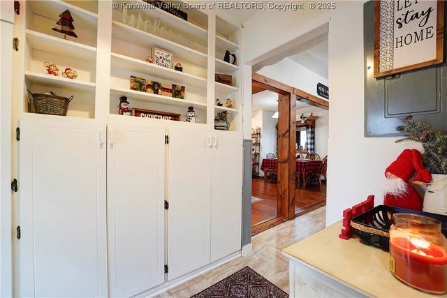 2617 Dunbar Avenue, Dunbar, WV 25064