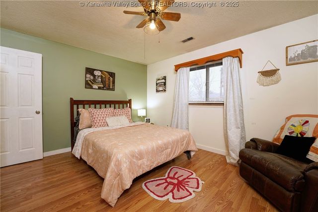 2617 Dunbar Avenue, Dunbar, WV 25064