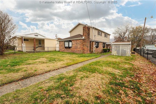 2617 Dunbar Avenue, Dunbar, WV 25064