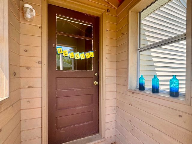 194 Brookside Circle, Northampton, MA 01062
