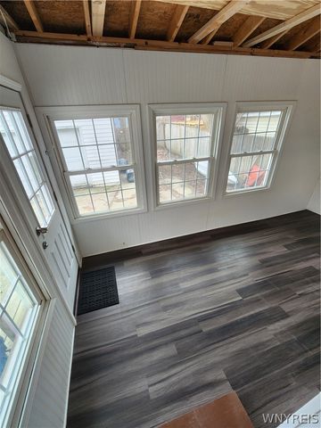 15 Edgewood Ave, Buffalo, NY 14220