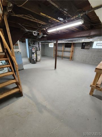 15 Edgewood Ave, Buffalo, NY 14220