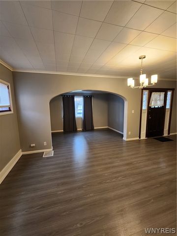 15 Edgewood Ave, Buffalo, NY 14220