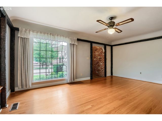 3601 F St, Vancouver, WA 98663