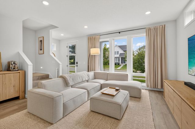 16165 Duvane Way, Lakeville, MN 55044