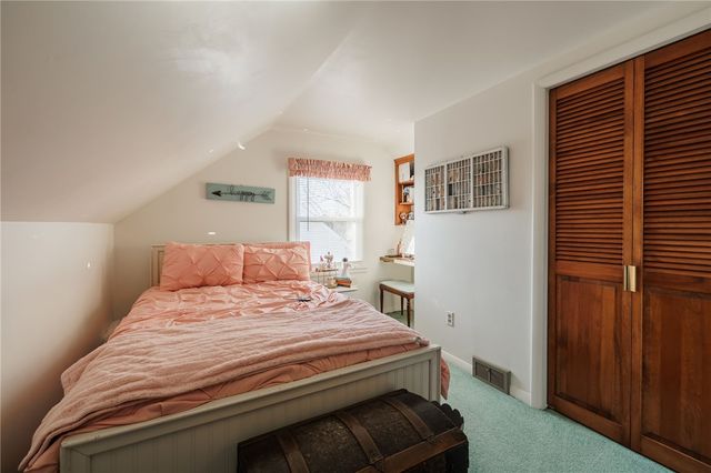 284 Normandale Drive, Gates, NY 14624