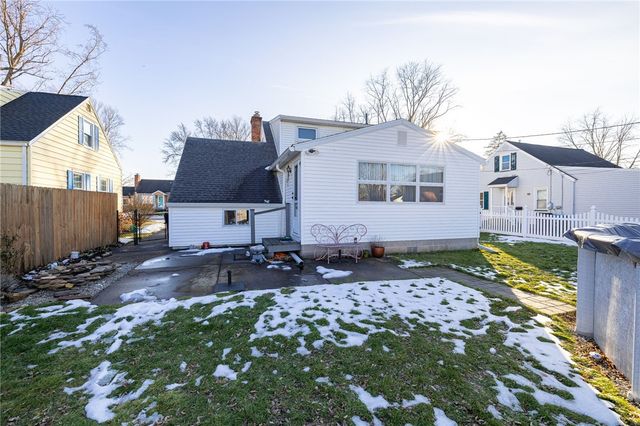 284 Normandale Drive, Gates, NY 14624