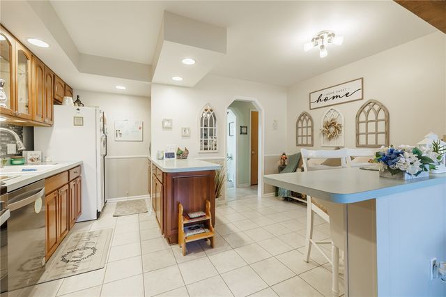 284 Normandale Drive, Gates, NY 14624