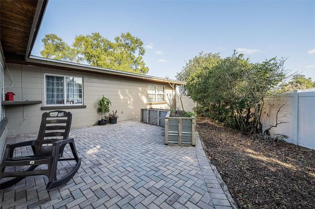 800 AVENUE L SE, Winter Haven, FL 33880