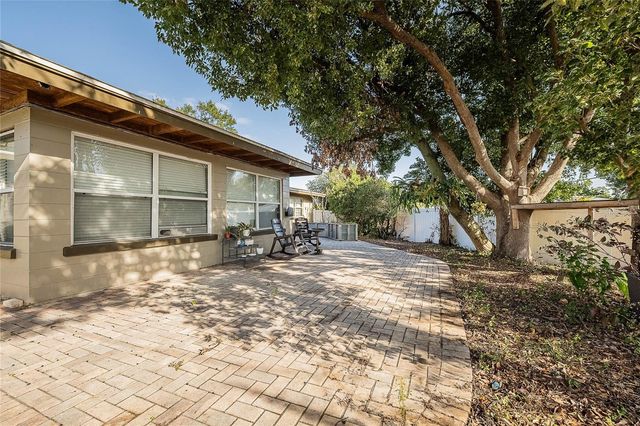 800 AVENUE L SE, Winter Haven, FL 33880