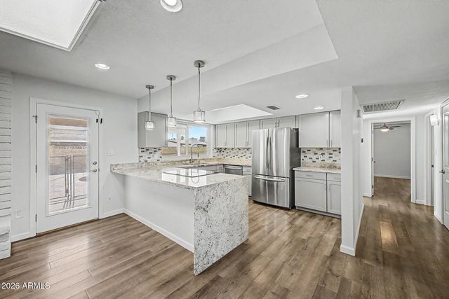 12810 N 44TH Drive, Glendale, AZ 85304