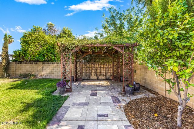 12810 N 44TH Drive, Glendale, AZ 85304