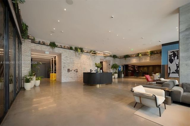 398 NE 5th St 2517, Miami, FL 33132