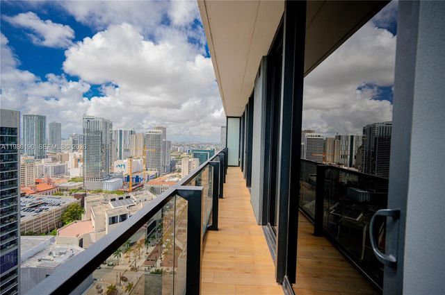 398 NE 5th St 2517, Miami, FL 33132