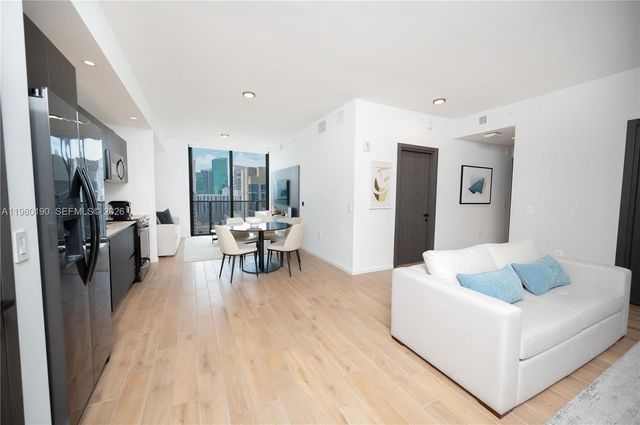 398 NE 5th St 2517, Miami, FL 33132