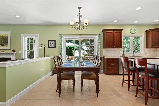 30 Cedarview Cir 30, Milford, MA 01757