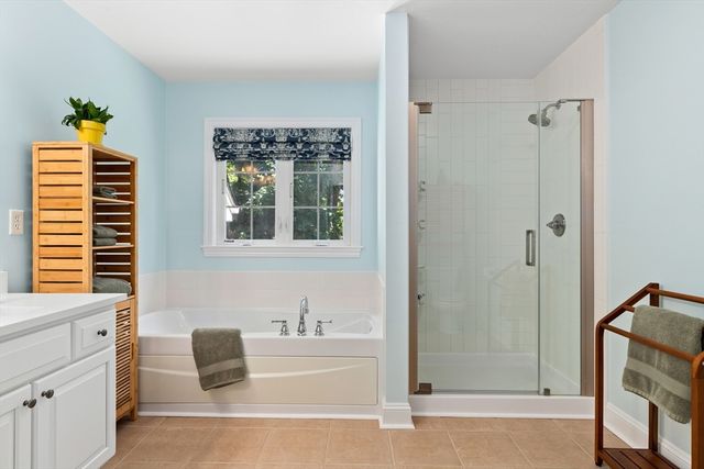 30 Cedarview Cir 30, Milford, MA 01757