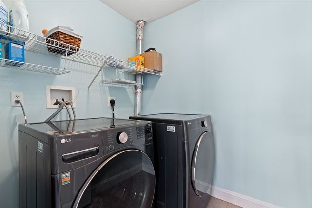 30 Cedarview Cir 30, Milford, MA 01757