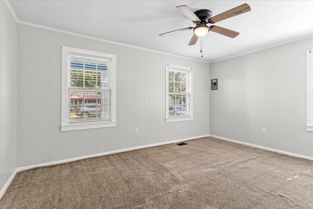129 W Cherry Dr., Petal, MS 39465