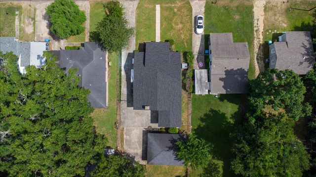 129 W Cherry Dr., Petal, MS 39465
