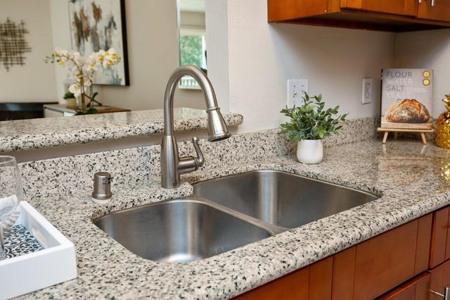 359 Half Moon Lane 113, Daly City, CA 94015