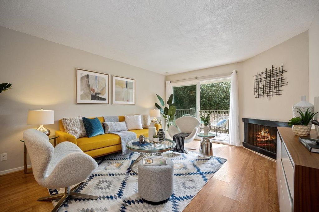 359 Half Moon Lane 113, Daly City, CA 94015